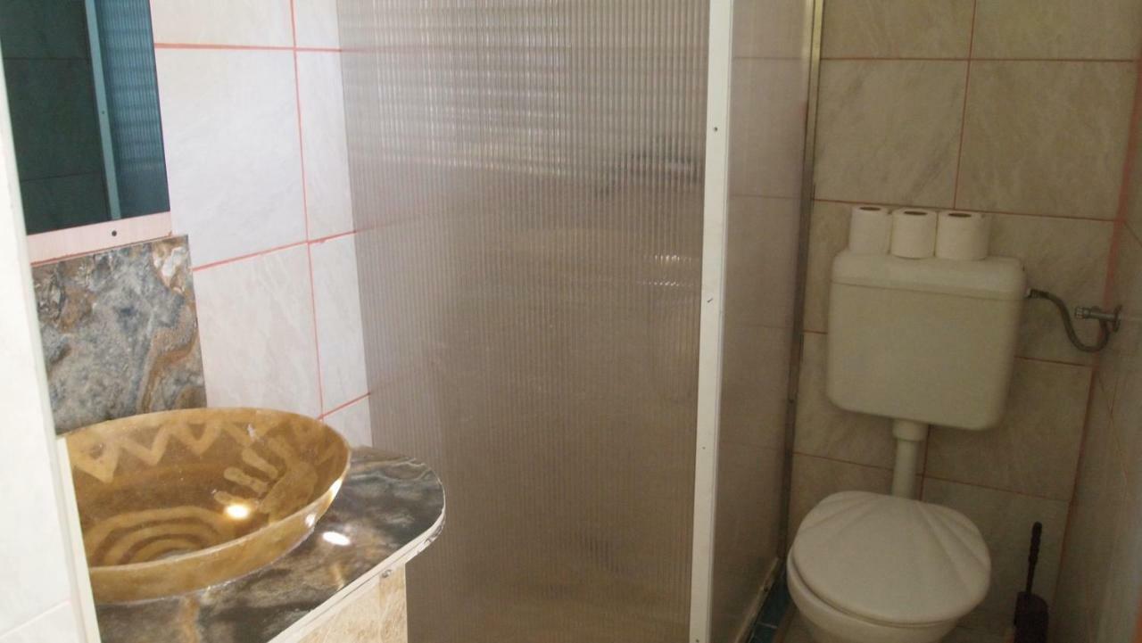 Apartments Ines 1 Жуляна Экстерьер фото